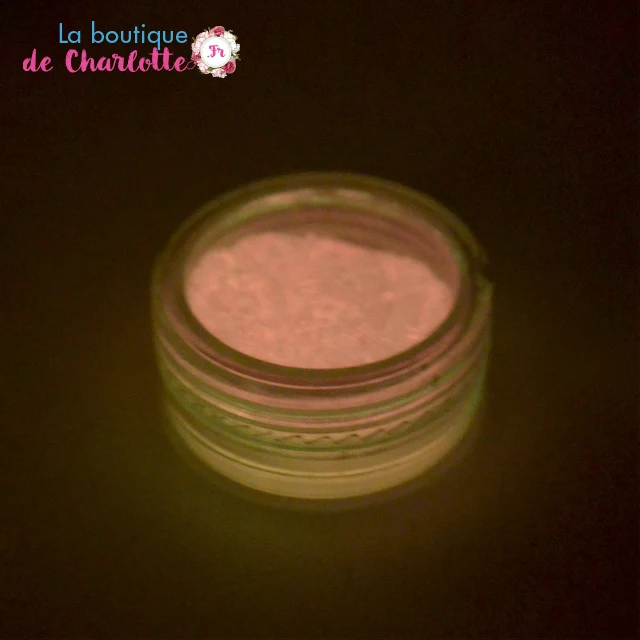 POUDRE PHOSPHORESCENTE A ONGLES