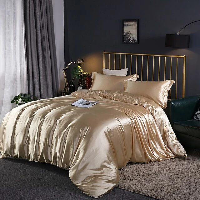 Pylomo - Weiche luxuriöse Seide Duvet
