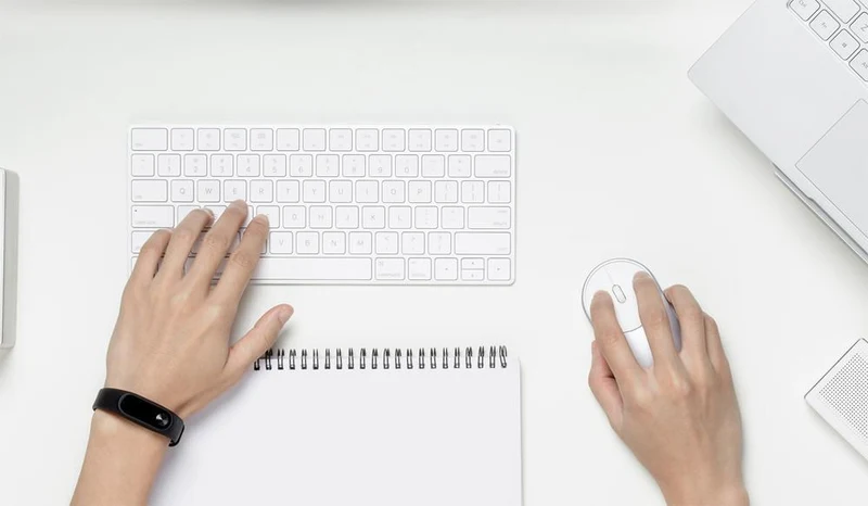 Xiaomi Mi Portable Wireless Mouse Bluetooth 4.0