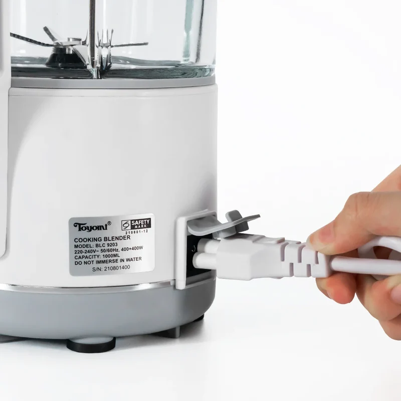 Toyomi Blend and Snack Cooking Blender 1L