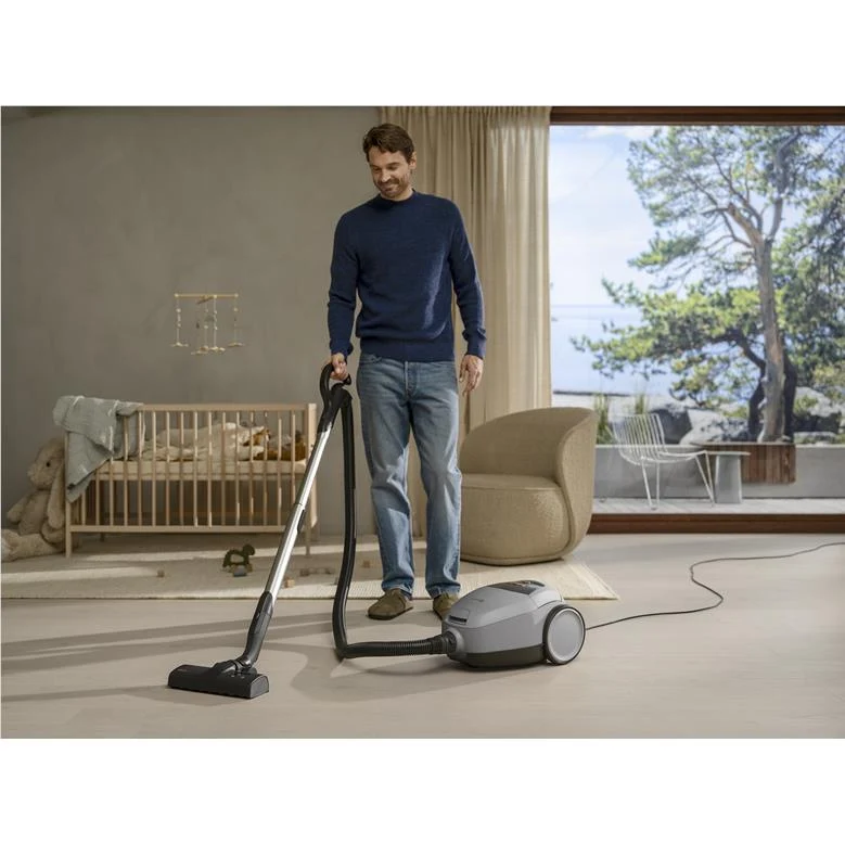 Electrolux 700 Silent Bagged Vacuum Cleaner