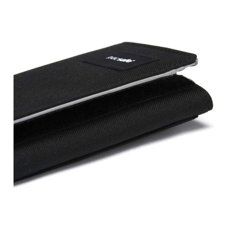 Pacsafe RFIDsafe Trifold Wallet - Jet Black
