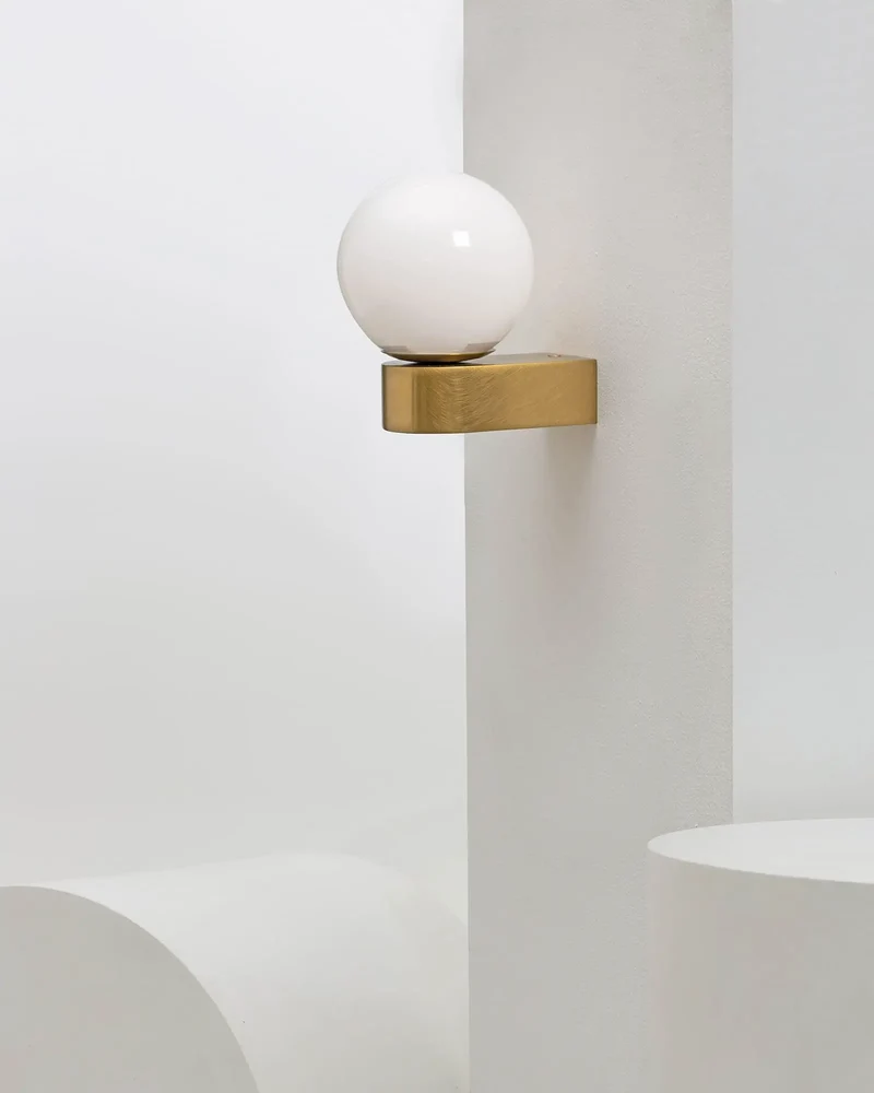 Uno Wall Fixture