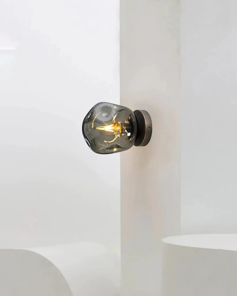 Classic Wall Fixture