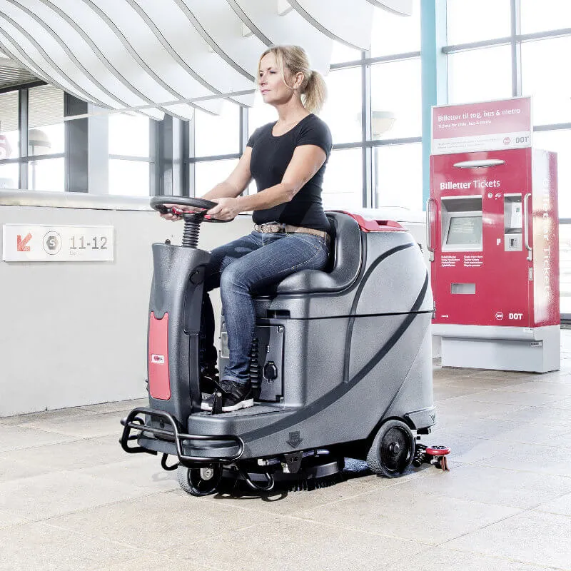 Autolaveuse à batteries autoportée VIPER AS530R (73l)