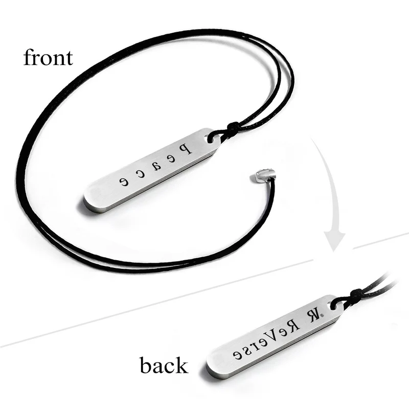 RV REVERSE Collana Esclusiva con Ciondolo "Peace" Exclusive Necklace with Pendant Art. 037