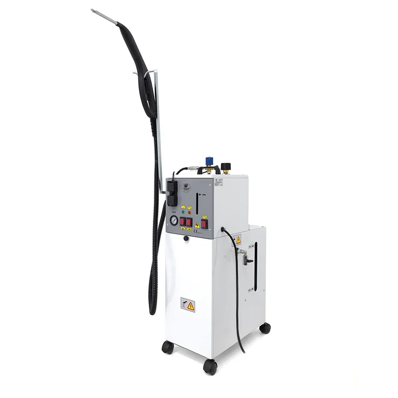 EOLO Generatore di Vapore AV05B CLEAN INOX Professionale Lavasuperfici Disinfesta Lavavetri Pavimenti Potente Kit Accessori Pulizia Igienizzazione Set Divani Tessuti Pulitore Anticalcare Made in Italy Garanzia 5 Anni Efficienza A++