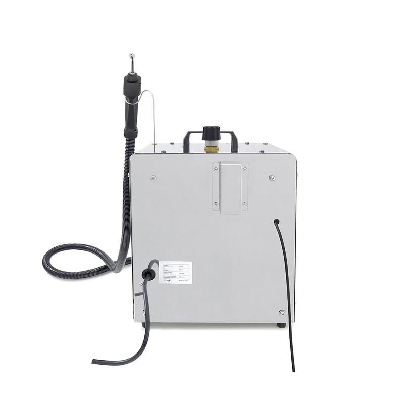 EOLO Pulitrice LP02 C RID Professionale Generatore Vapore Ricarica da Rete Idrica Sistema di Pulizia Superfici Disinfetta Sanifica Studi Medici Laboratori Officine Sistema Macchinario Pulitore Anticalcare Made in Italy Garanzia 5 Anni Efficienza A++