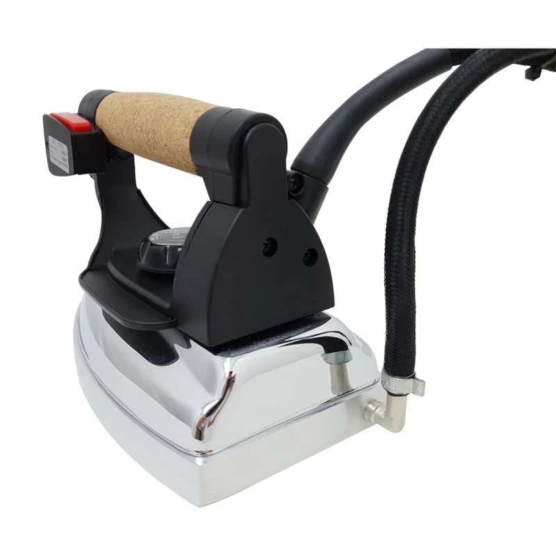Sistema stirante professionale GVK18 RA con Caldaia in Acciaio inox AISI 304 Ricarica automatica Resistenza esterna anticalcare e Display elettronico Made in Italy Garanzia 5 anni