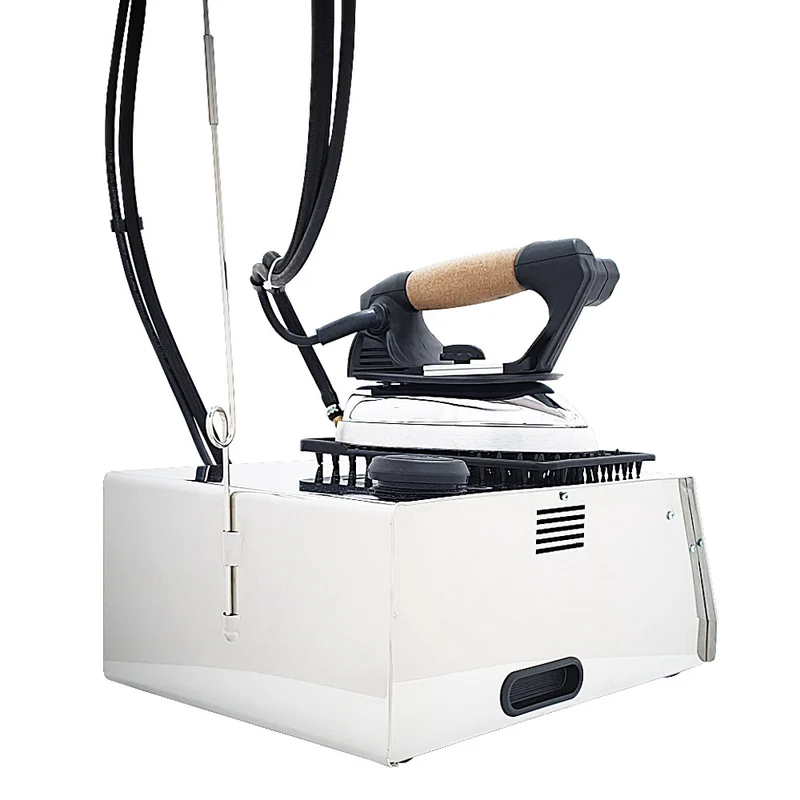 Sistema stirante professionale GVK10 RA con Caldaia in Acciaio inox AISI 304 Ricarica automatica e Resistenza esterna anticalcare Classe energetica A++ Made in Italy Garanzia 5 anni