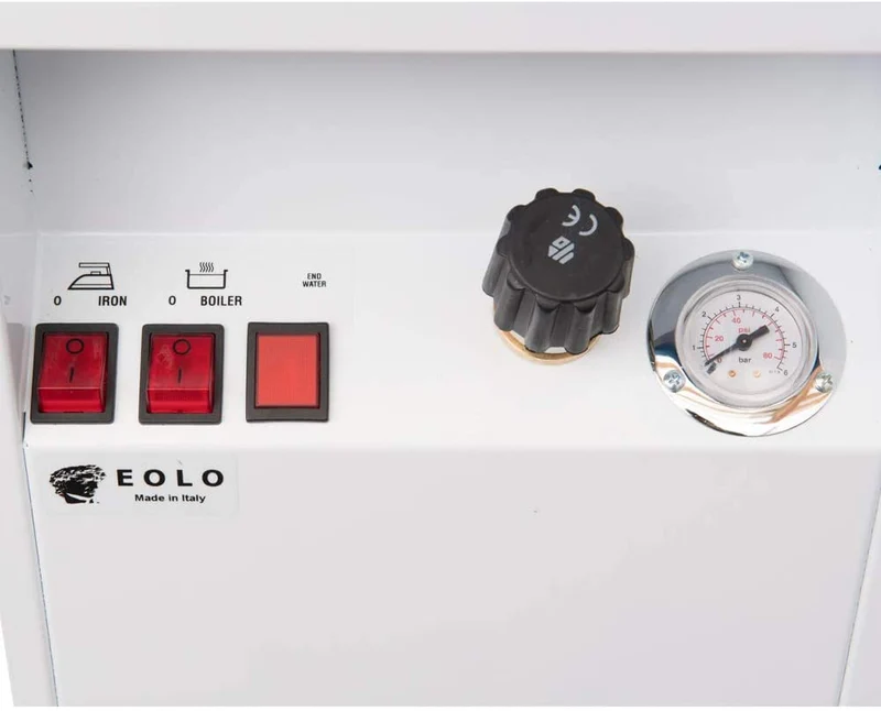 Tavolo da stiro professionale con Caldaia e Ferro da stiro Motore aspirante Piano riscaldato con termostato TS03 RA Classe Energetica A++ Made in Italy Garanzia 5 anni