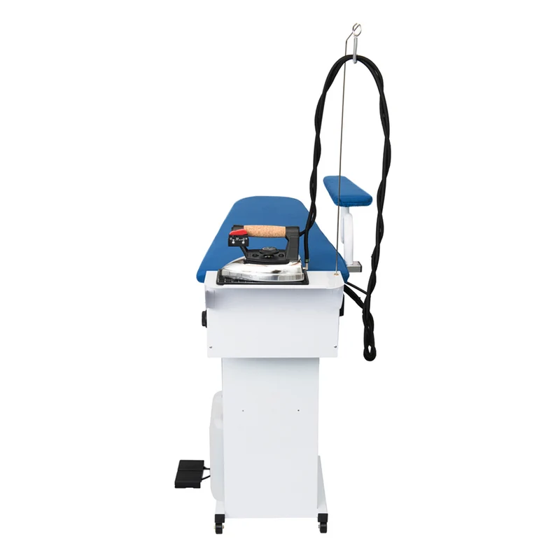 Tavolo da stiro professionale modello TS01 con caldaia e Ferro da stiro Motori aspirante e soffiante Piano riscaldato con termostato Classe Energetica A++ Made in Italy Garanzia 5 anni